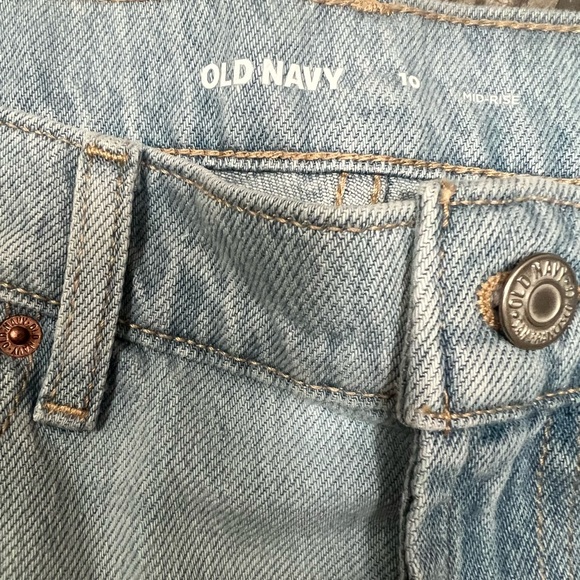 Mid-Rise Denim Shorts NWT - Picture 3 of 6